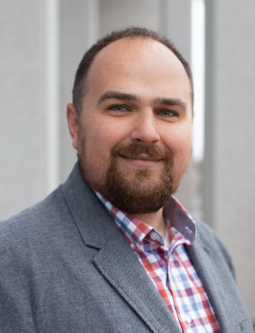 Dr. Jonathan Wilbiks